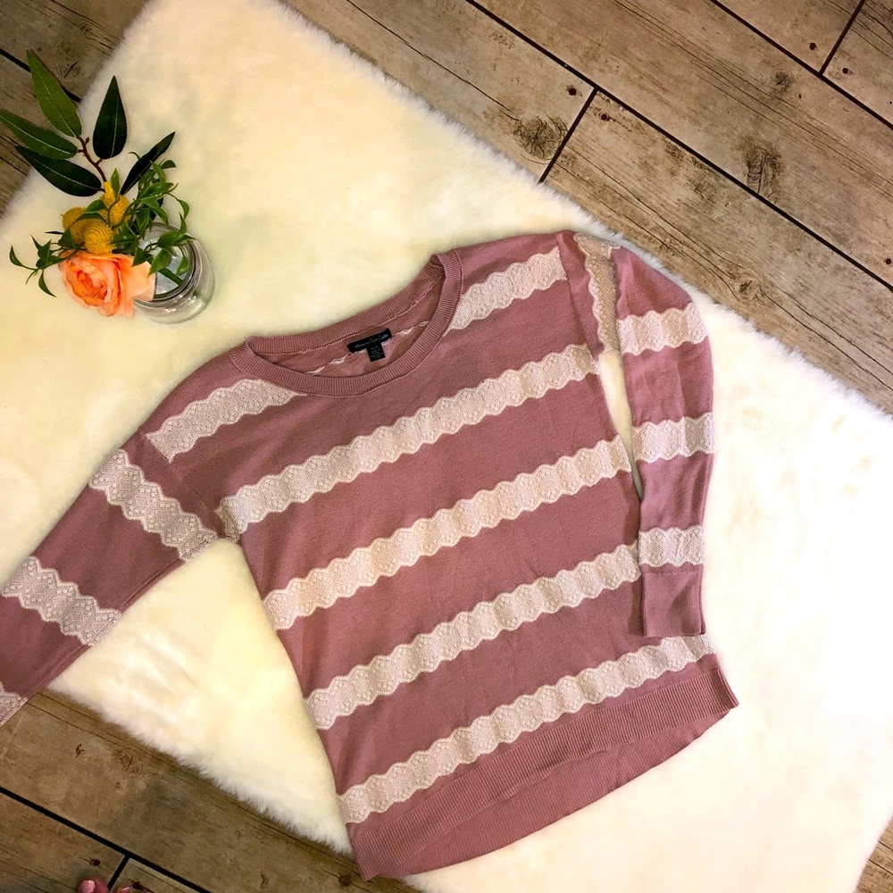 💜EUC💜DUSTY ROSE💜AE SWEATER💜LACE DETAIL💜XS💜 - Picture 4 of 6